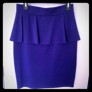 Mossimo Peplum Skirt. Size Medium. Cobalt color.
